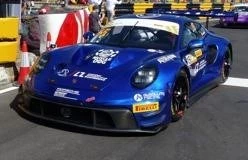 Spark 1/43 Porsche 911 GT3 R (992) No.15 Luanzhou International Circuit - 8th FIA GT World Cup Macau 2023 - Alessio Picariello (Limited 300)