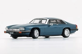 BMC 1/64 Jaguar 1984 XJS - Cobalt Blue (RHD)