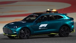 SPARK 1/43 Aston Martin DBX 707 - Medical support car - F1 2023