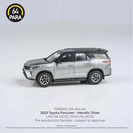 PARA64 1/64 2023 Toyota Fortuner Platium Silver (Philippines exclusive)