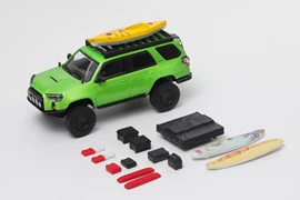GCD 1:64 Toyota 4Runner modified version—Green（LHD）with accessories