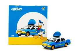 Disney Vehicle - Hong Kong Lantau Island Taxi x Donald Duck