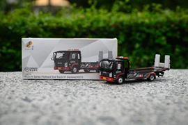 Tiny 城市 CN27 合金車仔 - 五十鈴 N 系列 順豐速運平板拖車(2023)