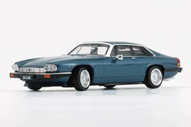 BMC 1/64 Jaguar 1984 XJS - Cobalt Blue (LHD)